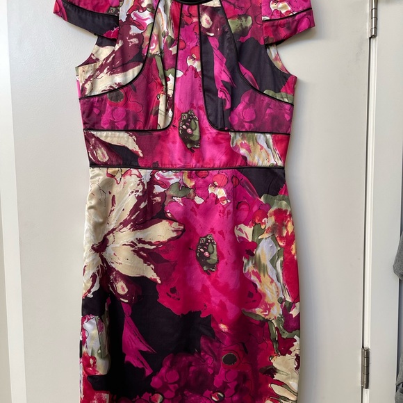 Multicolored Grapic Floral Dress - Picture 2 of 2